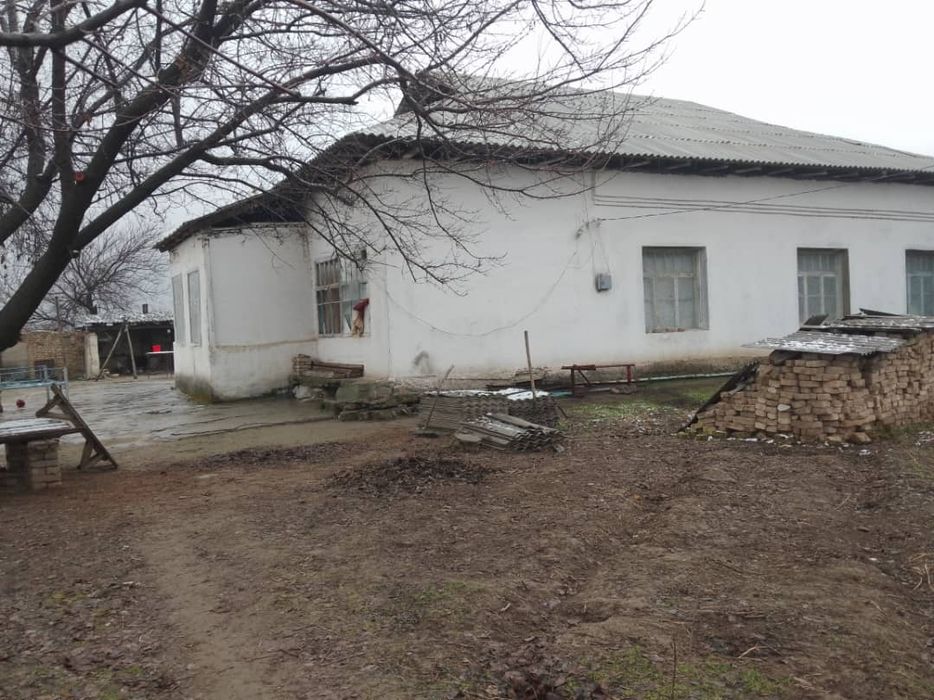 Срочна уй сотилади