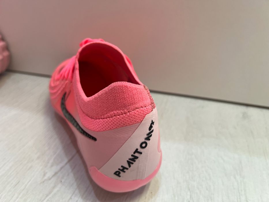 Бутсы Nike Phantom GX