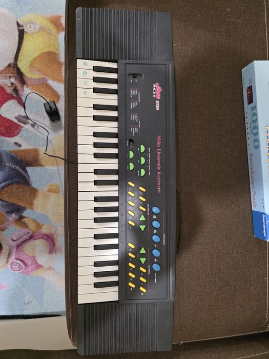 Пъзел от 1000 часто + йонока