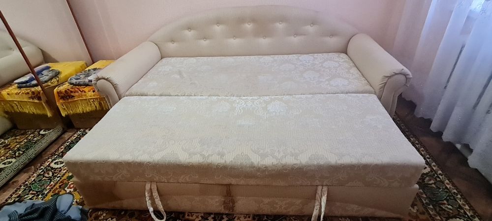 Диван раскладной-книжка