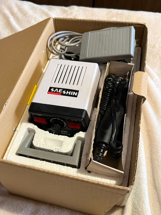 Маникюрный аппарат+ лампа