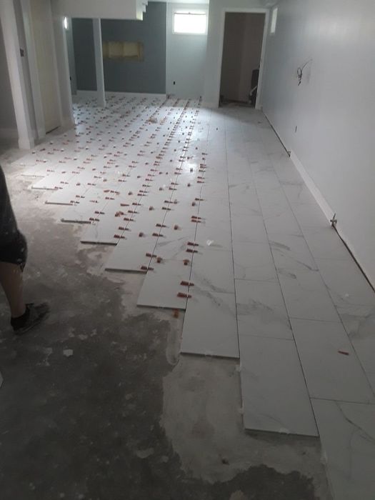 Laminat va kafel terish xizmati. Kafel faqat polga