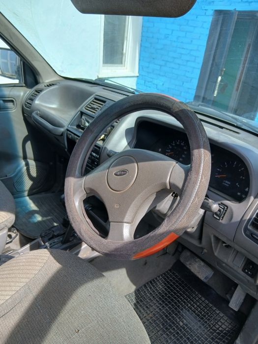 Продам Nissan Mistral