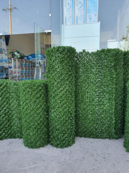 Фасад газон зелёный