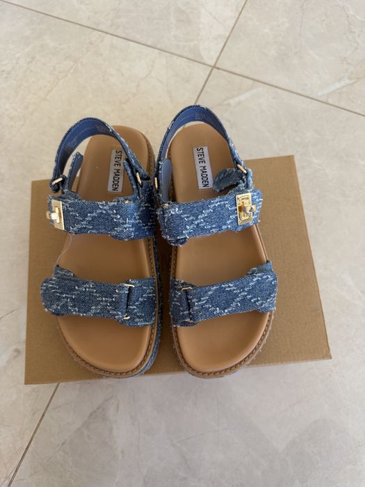 Сандали Steve Madden