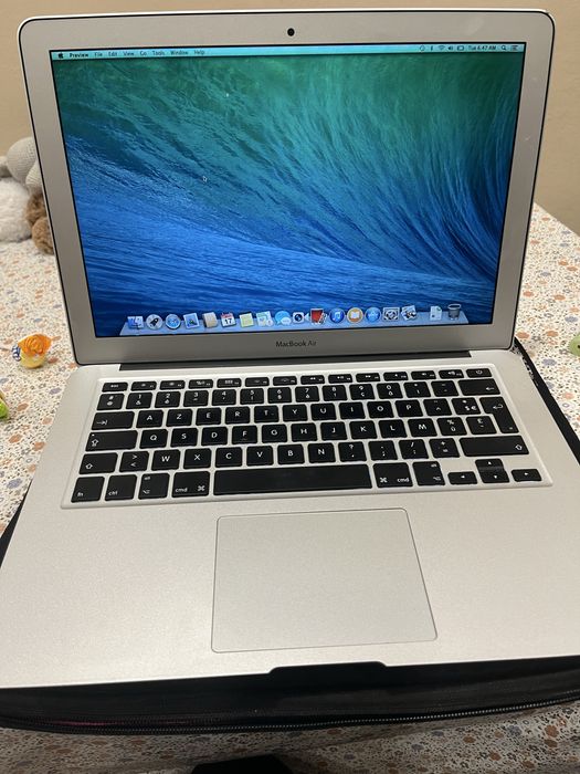 Apple Macbook Air