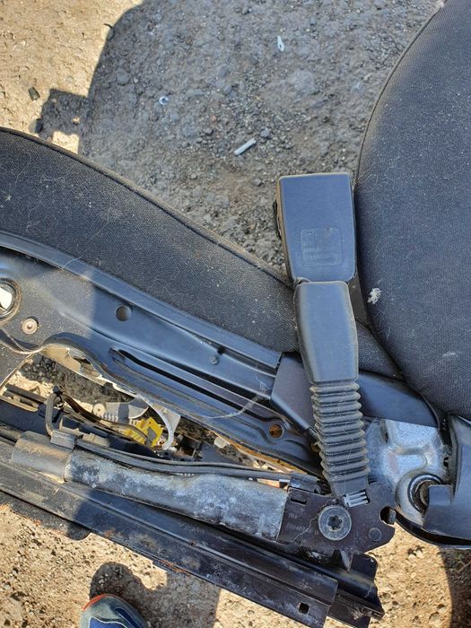 Pretensionar scaun bmw e90,pret pe bucata