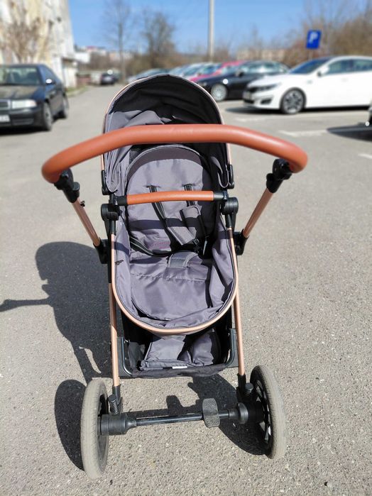 Cărucior 3 in 1