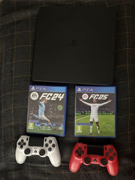PS4  SLIM cu 2 controllere si jocuri