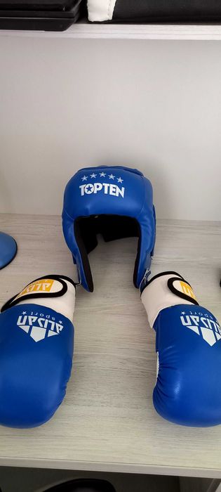 ШЛЕМ и ПЕРЧАТКИ для таэкван до