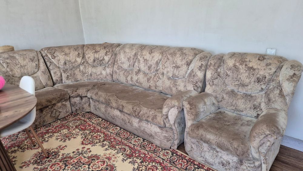 Продам диван б/у