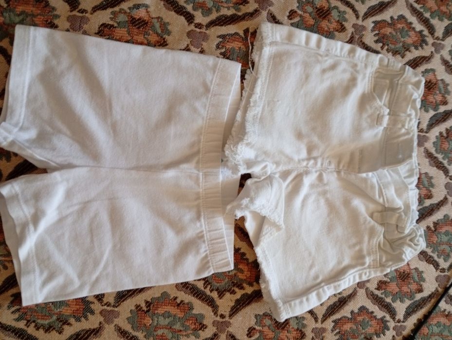 Hăinuțe noi pentru fetițe