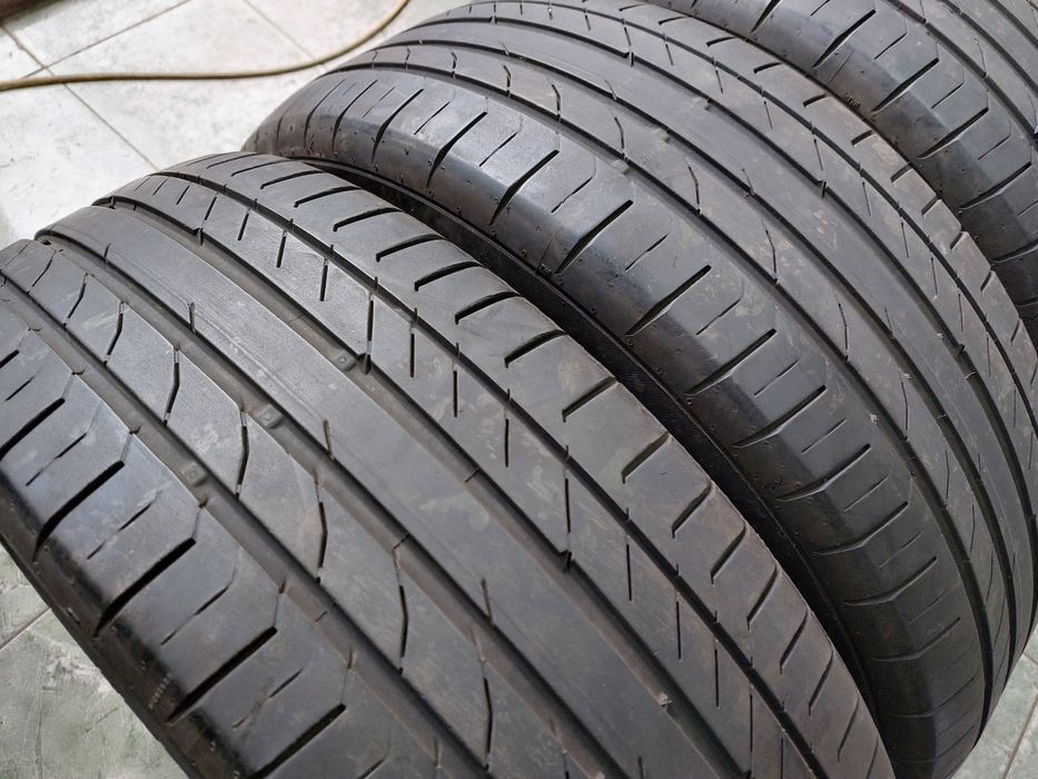 4 anvelope 225/60 R18 Continental