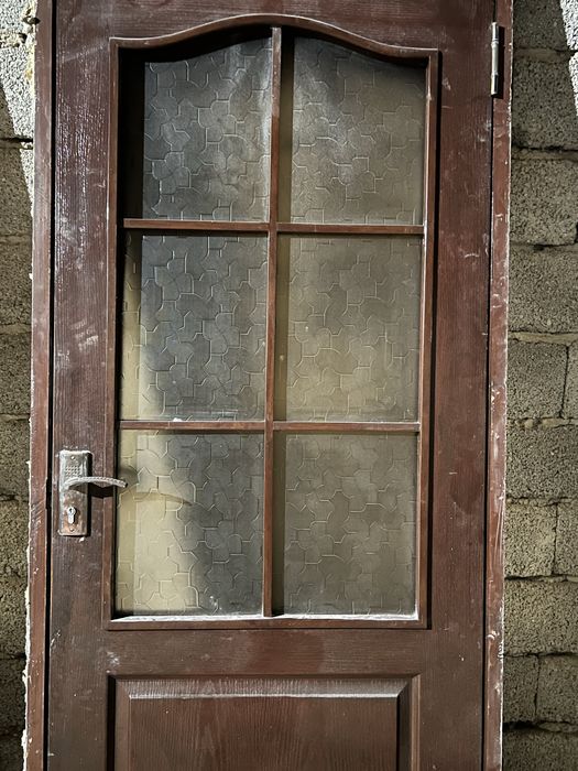 Межкомнатные двери продаю