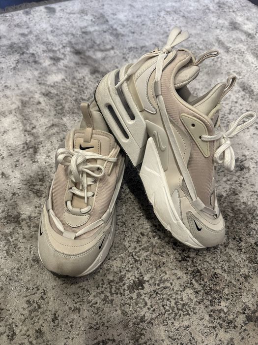 Дамски обувки Nike