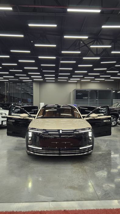 Maextro S800. 3-моторный. Mercedes benz. Rolls Royce Cullinan. O'rniga