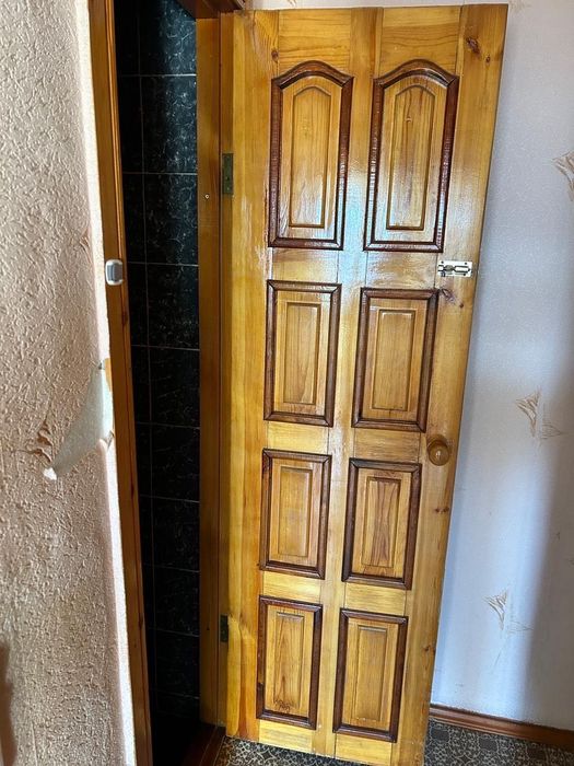Продам межкомнатные двери