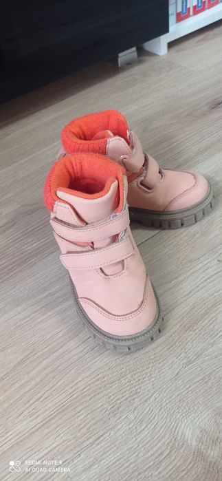 Детски боти 24 номер