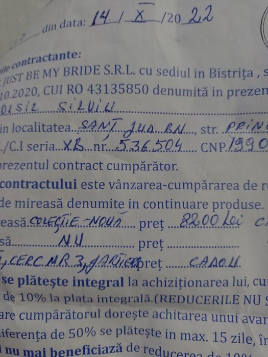 Rochie de mireasă cu toate accesoriile și rochie de schimb