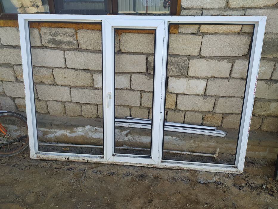 Окно пластиковое