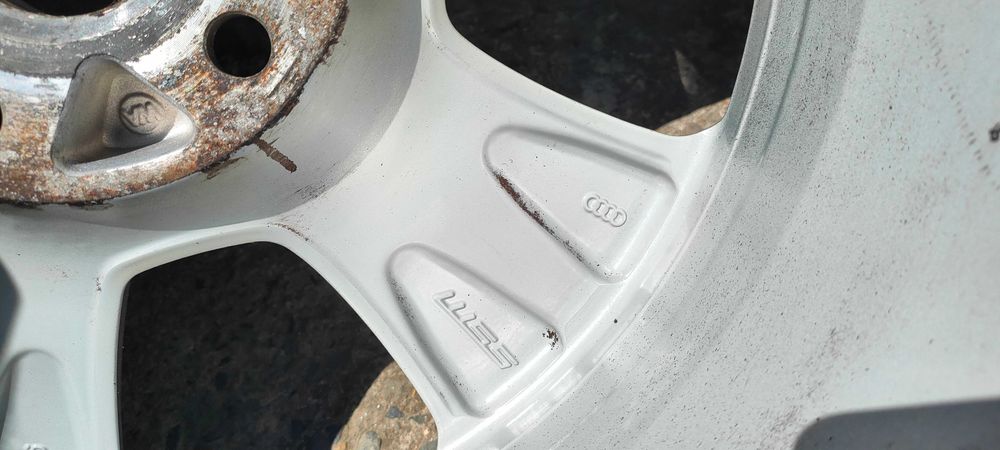 Джанти с гуми от Ауди A3