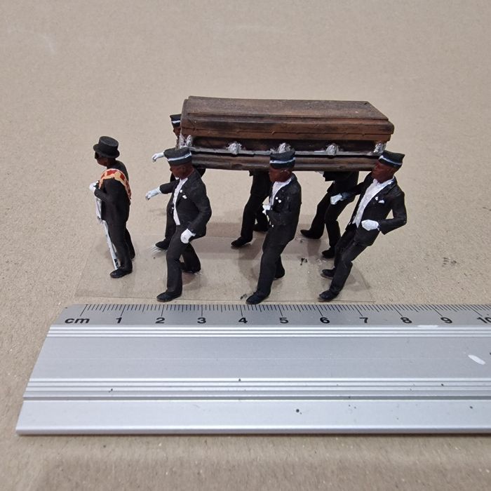 Figurine "Ghana Pallbearers" print 3D