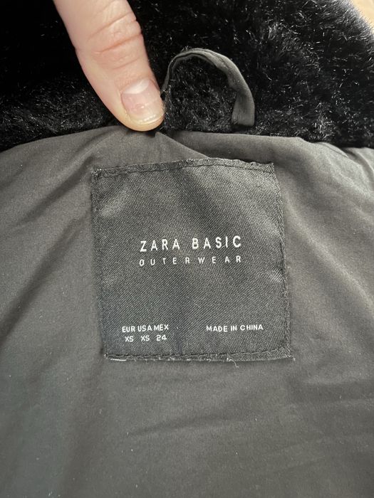 Дамско черно яке Zara