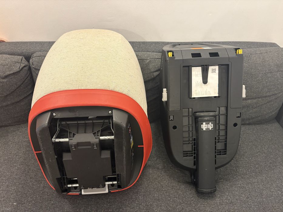 Scaun auto Maxi-Cosi 2wayPearl + baza 2wayFIX cu prindere ISOFIX