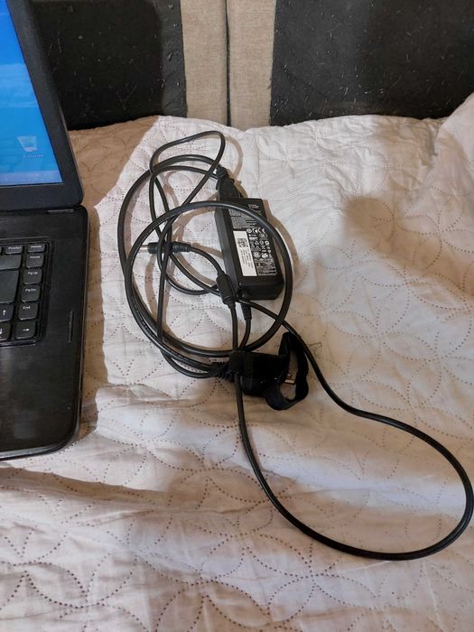 Лаптоп DELL Inspiron N5040