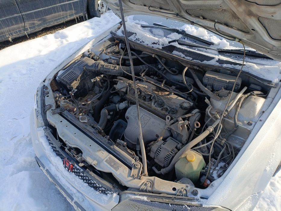 Продам недорого Хонду