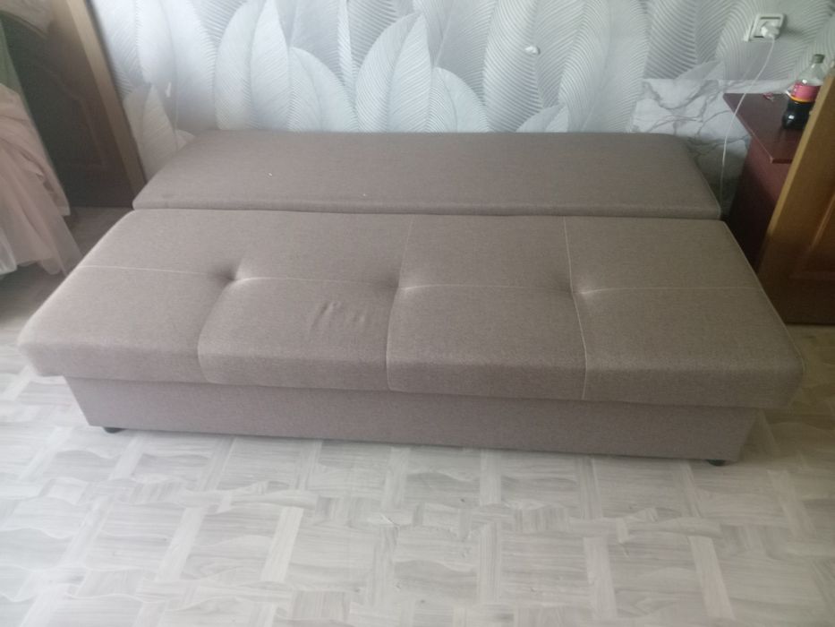 Продам диван в отличном состоянии.