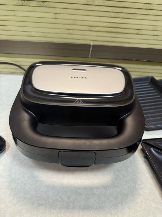 Уред за сандвичи Philips HD2350/80