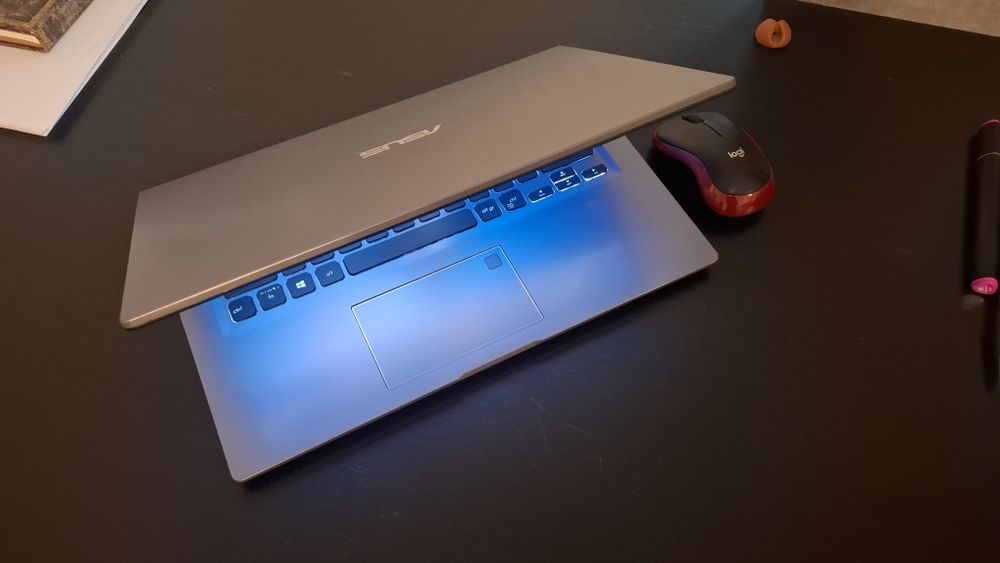 Laptop ASUS X415MA / 14" Full HD / 4GB RAM / 256GB SSD NVMe / Windows