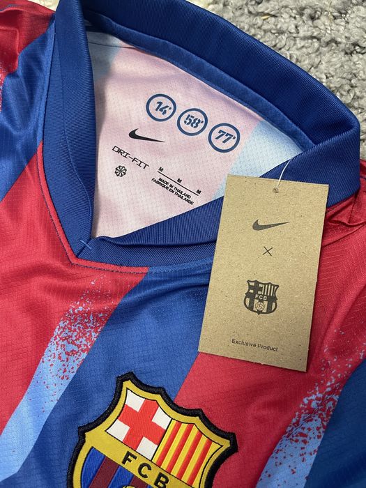 Tricou Barcelona El Clasico Special