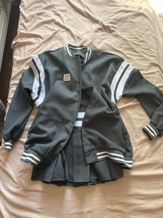 Женская двойка, 15 000 тг (договорная) в хорошем состоянии.