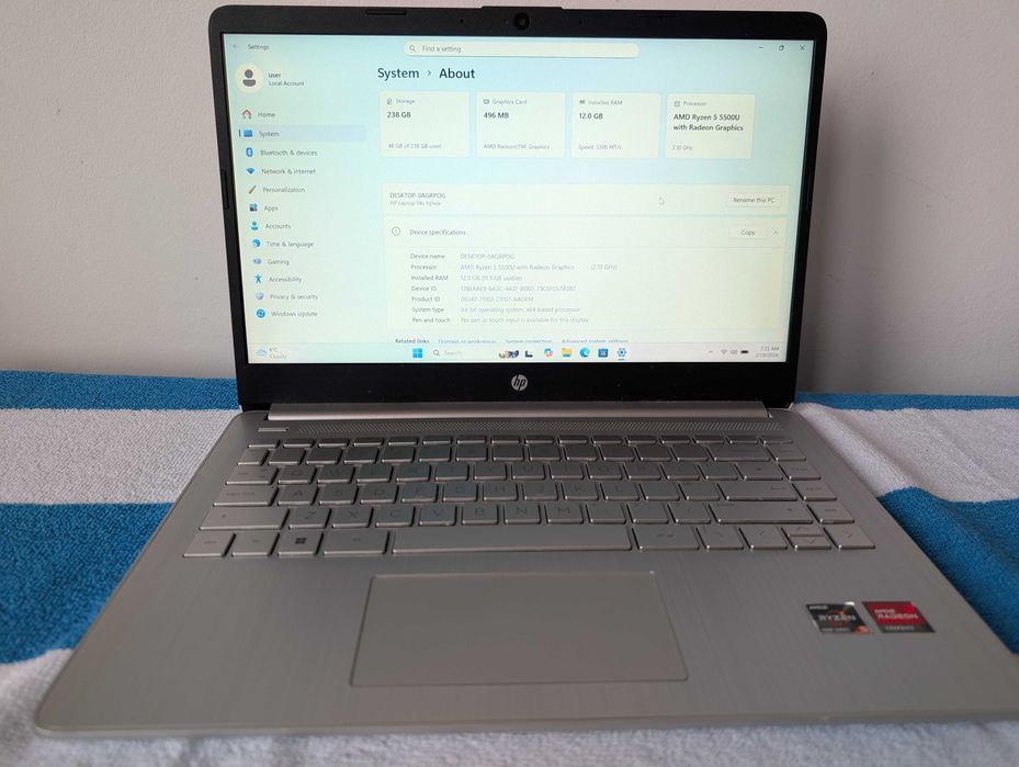 Laptop HP 14s Ryzen 5 5500U | 12GB RAM | Ideal Școală/Office | +Geantă