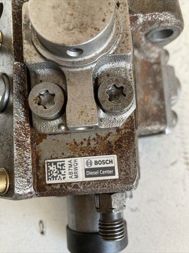 Горивна помпа за Vauxhall Antara 2.0 CDTi (2010) 0445010332