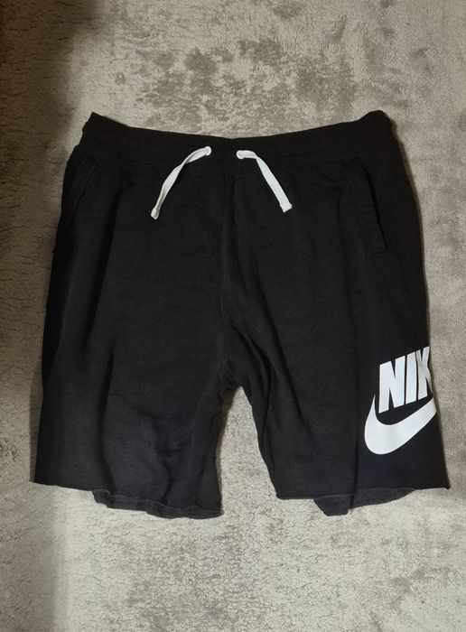 Мъжки къси панталони Nike-черно
