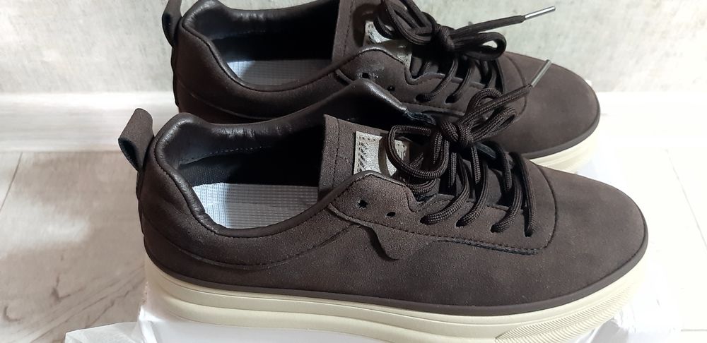 Мужские кроссовка