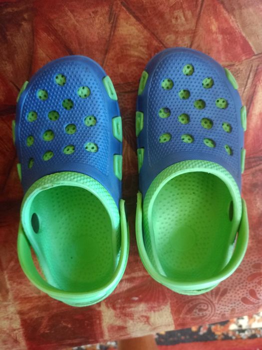 Детски сандали 30 номер.