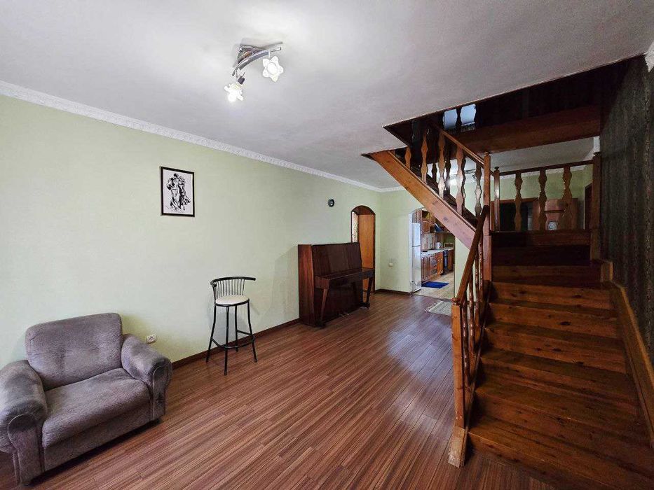 **Продам дом в Отрадном первая линия