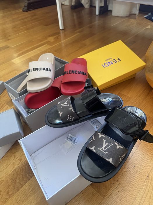 Женские шлепки Louis Vuitton