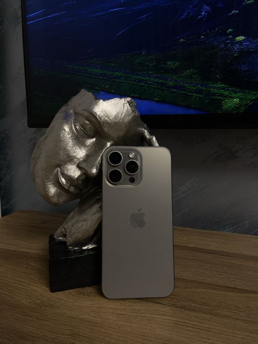 Vand Iphone 15 Pro Max