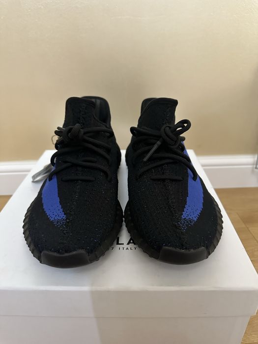 Adidas Yeezy 350 v2 dazzling blue