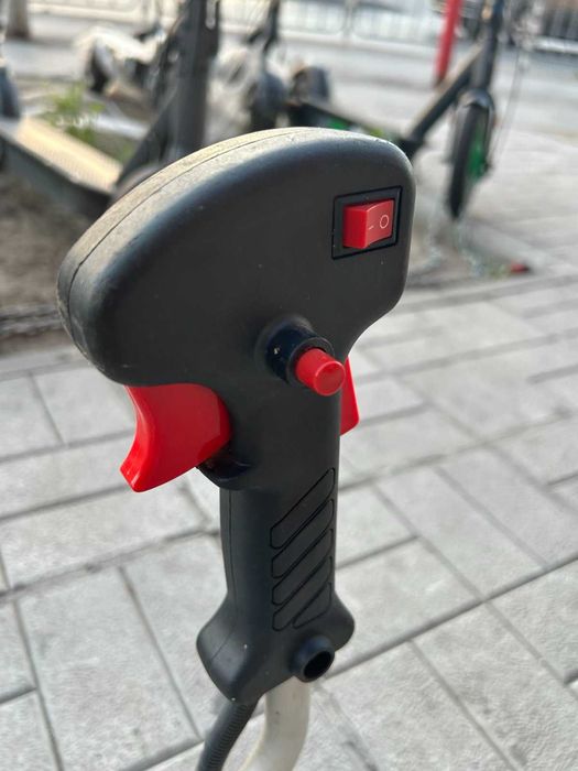 Бензинова коса Steinhaus PRO-BC43, 2-тактов 1.7 к.с. 42.7 cc