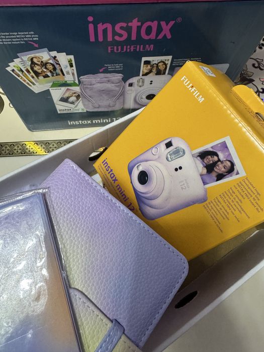 Fujifilm Instax Mini 12