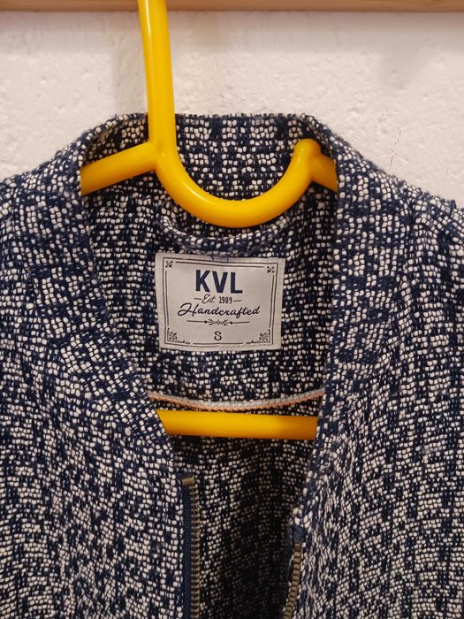 Дамско яке размер S