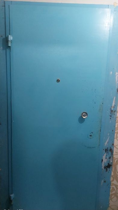 Двери...    ... .