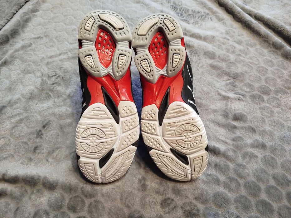 Mizuno за бягане 42 номер-оригинално