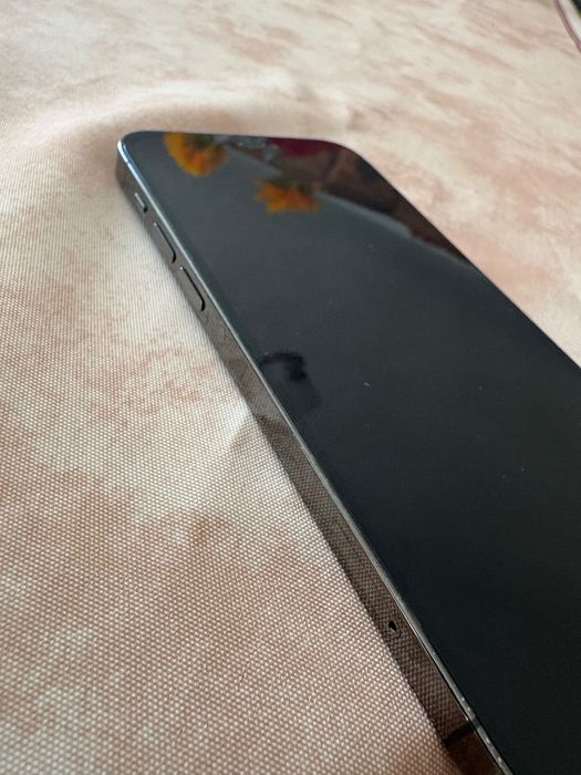 iPhone 12 Pro – 128GB, stare bună  Vând iPhone 12 Pro, capacitate 128GB, telefonul se prezintă bine din punct de vedere estetic și funcțional.